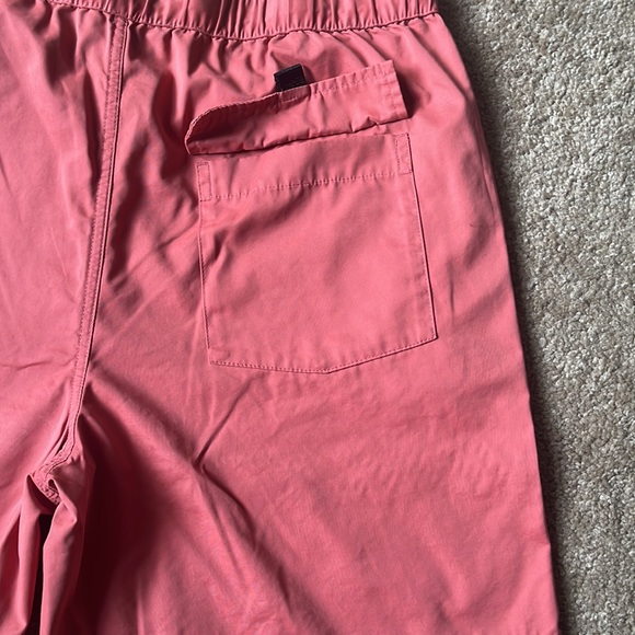 Zara Technical Short - Picture 16 of 16